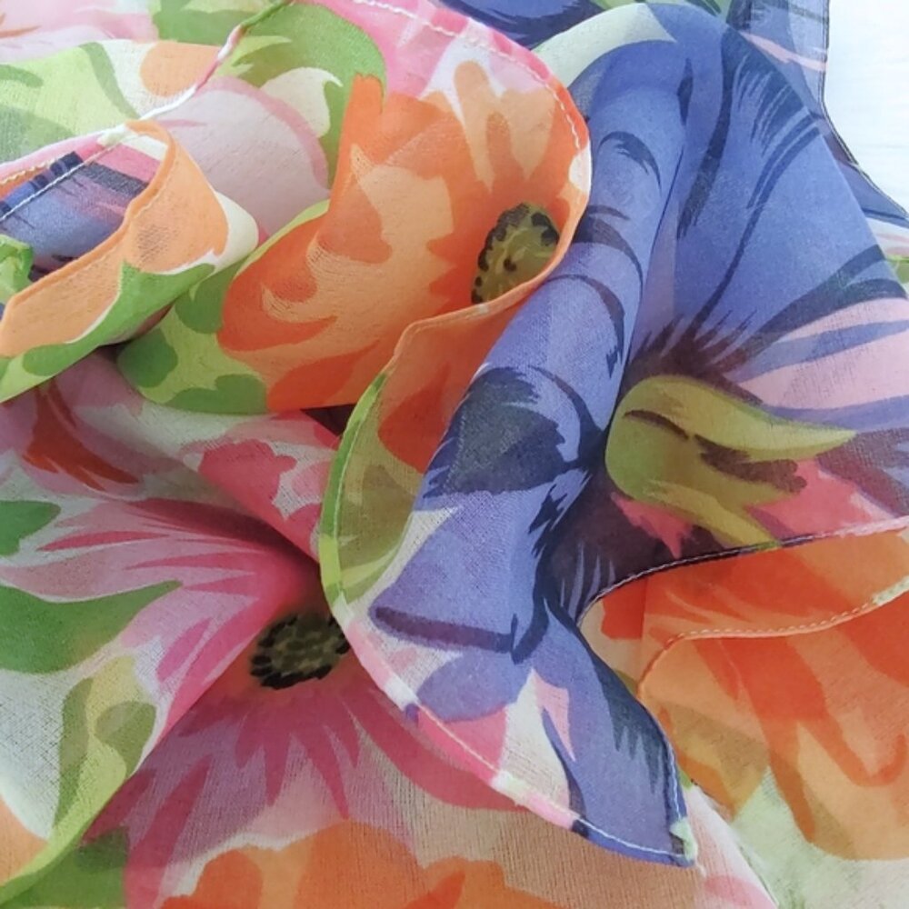 Diane Von Furstenberg 80s vintage floral scarf EUC - Picture 3 of 5